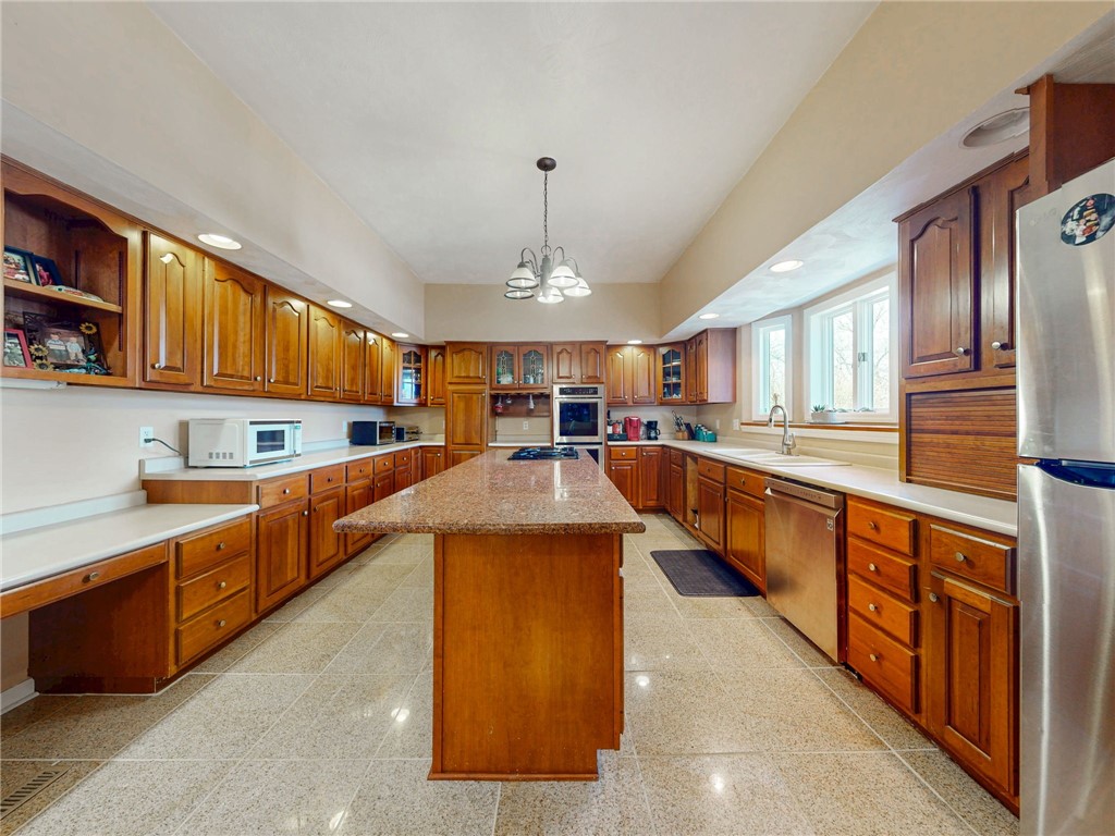 221 Pitgas Rd Rd, Clarksville, Pennsylvania image 13