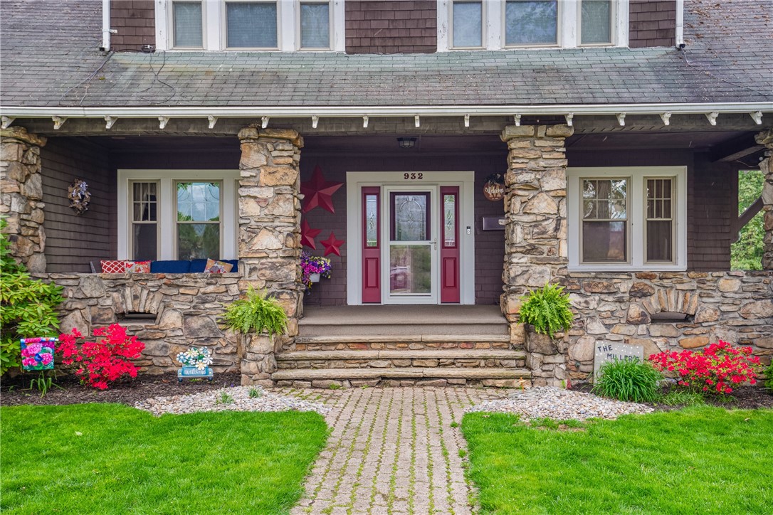 Westmont Hilltop School District, Pennsylvania 15905, United States, 5 Bedrooms Bedrooms, ,4 BathroomsBathrooms,Residential,Active,124982