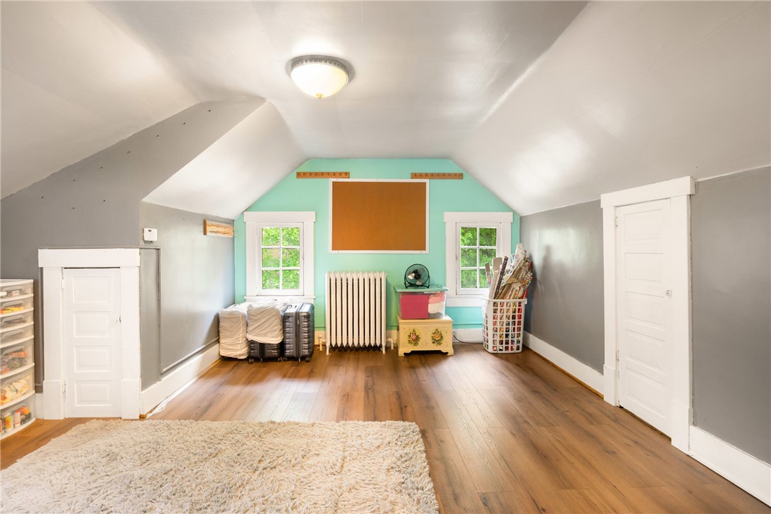 Westmont Hilltop School District, Pennsylvania 15905, United States, 5 Bedrooms Bedrooms, ,4 BathroomsBathrooms,Residential,Active,124982