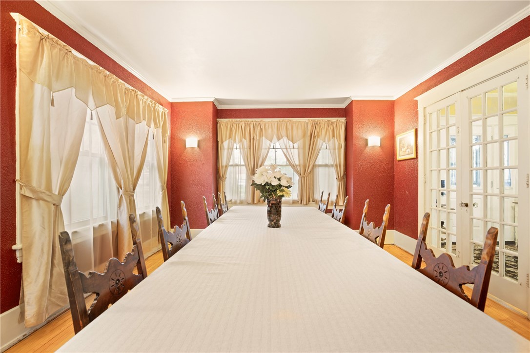 Westmont Hilltop School District, Pennsylvania 15905, United States, 5 Bedrooms Bedrooms, ,4 BathroomsBathrooms,Residential,Active,124982