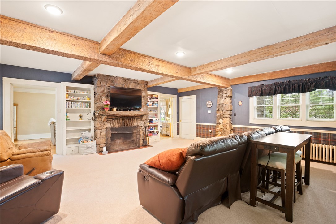 Westmont Hilltop School District, Pennsylvania 15905, United States, 5 Bedrooms Bedrooms, ,4 BathroomsBathrooms,Residential,Active,124982