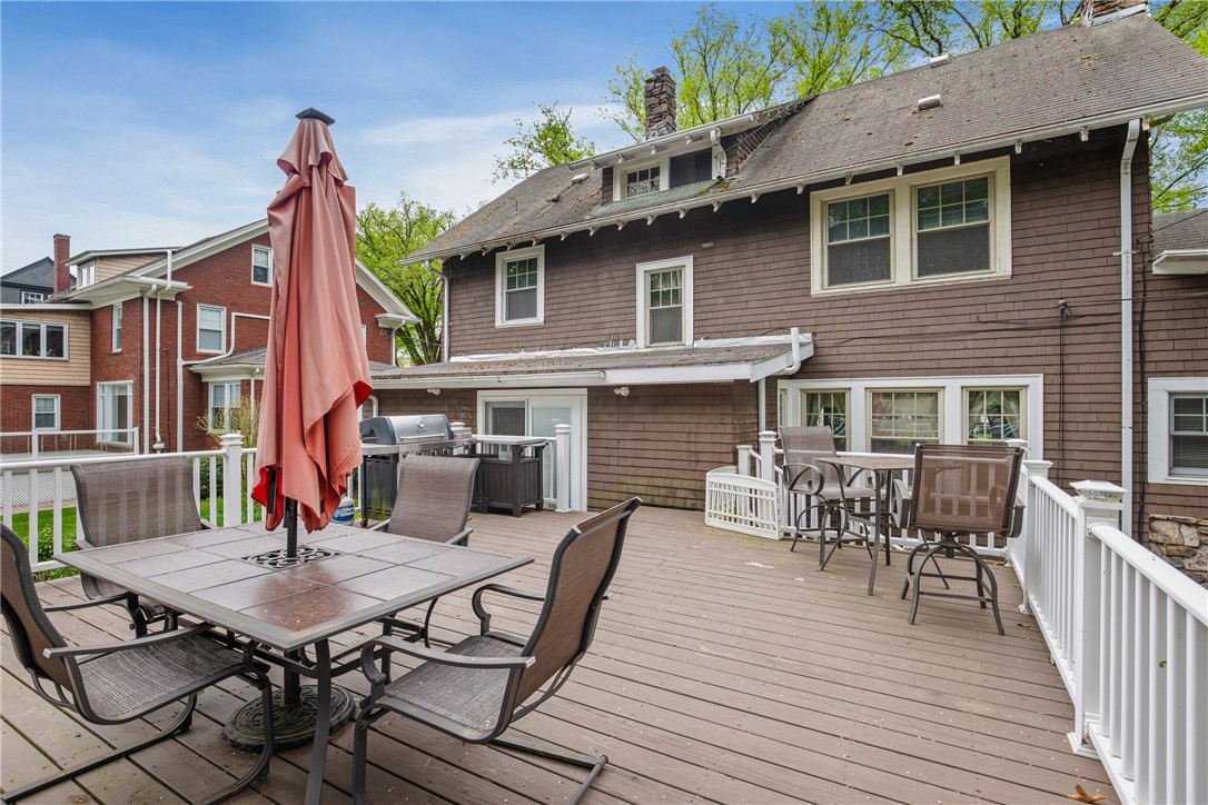 Westmont Hilltop School District, Pennsylvania 15905, United States, 5 Bedrooms Bedrooms, ,4 BathroomsBathrooms,Residential,Active,124982