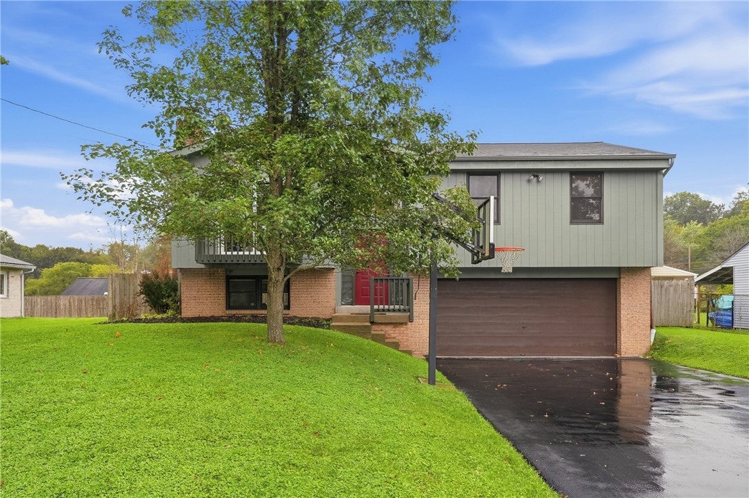 2404 Linden Dr