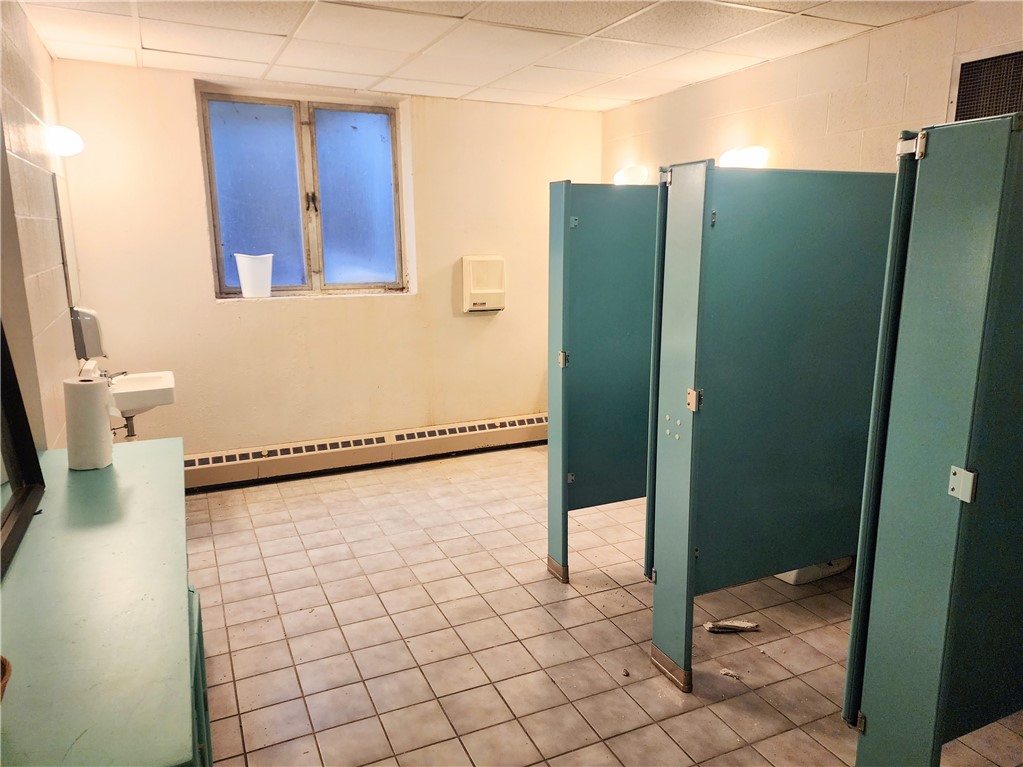 E Washington Boro, Pennsylvania 15301, United States, ,Residential,Active,24773