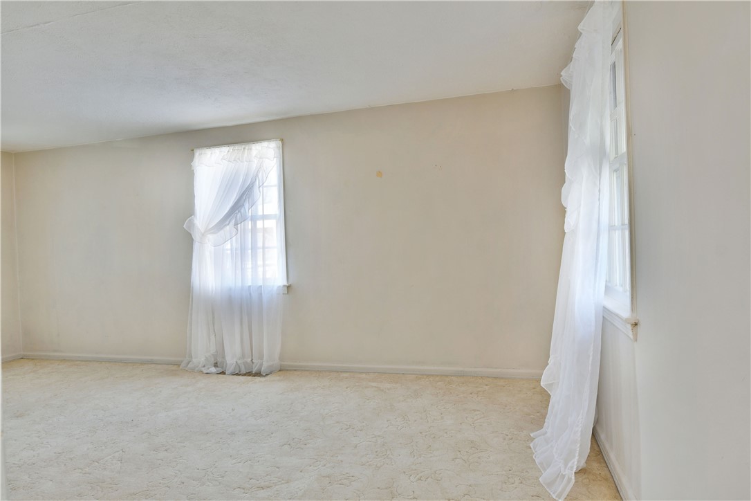 790 Wengler Ave Ave, Sharon, Pennsylvania image 7