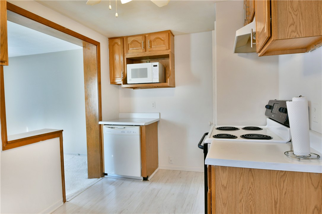 790 Wengler Ave Ave, Sharon, Pennsylvania image 17