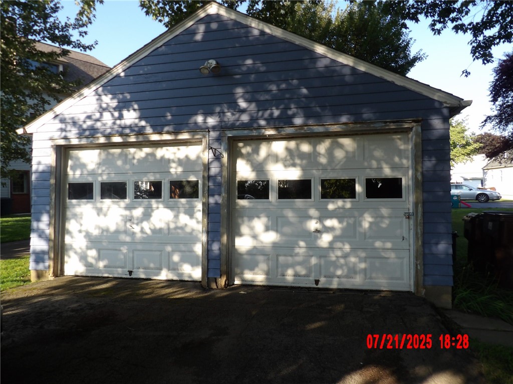 907 S CENTER STREET