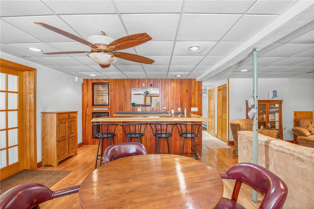 Meyersdale, Pennsylvania 15552, United States, 5 Bedrooms Bedrooms, ,3 BathroomsBathrooms,Residential,Pending,2863