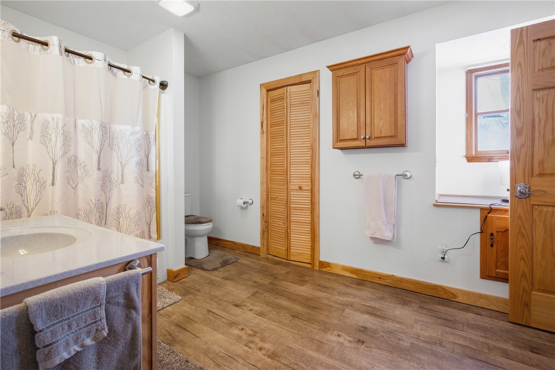 Meyersdale, Pennsylvania 15552, United States, 5 Bedrooms Bedrooms, ,3 BathroomsBathrooms,Residential,Pending,2863