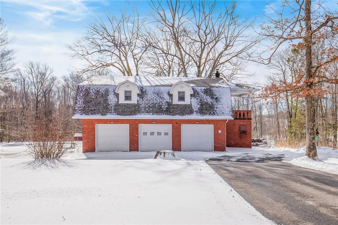 Meyersdale, Pennsylvania 15552, United States, 5 Bedrooms Bedrooms, ,3 BathroomsBathrooms,Residential,Pending,2863