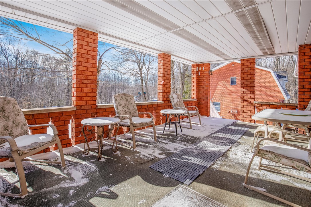 Meyersdale, Pennsylvania 15552, United States, 5 Bedrooms Bedrooms, ,3 BathroomsBathrooms,Residential,Pending,2863