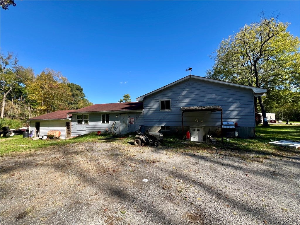 899 New Galilee Rd