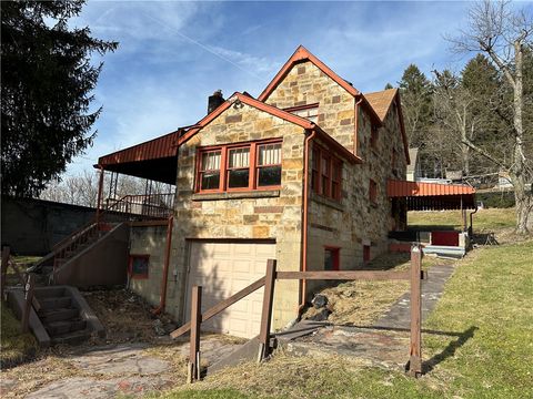 Photo of 101 Hoffman Blvd, Pittsburgh, PA 15209 (MLS # 1735969)