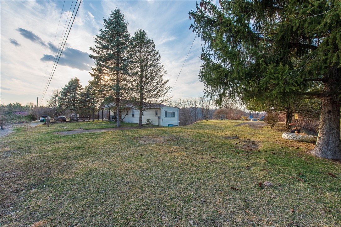 W Leechburg, Pennsylvania 15656, United States, 2 Bedrooms Bedrooms, ,1 BathroomBathrooms,Residential,Active,98968