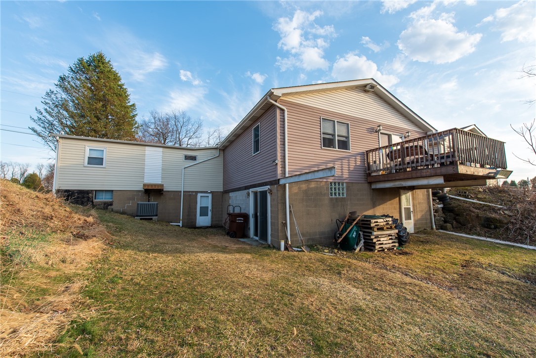 W Leechburg, Pennsylvania 15656, United States, 2 Bedrooms Bedrooms, ,1 BathroomBathrooms,Residential,Active,98968