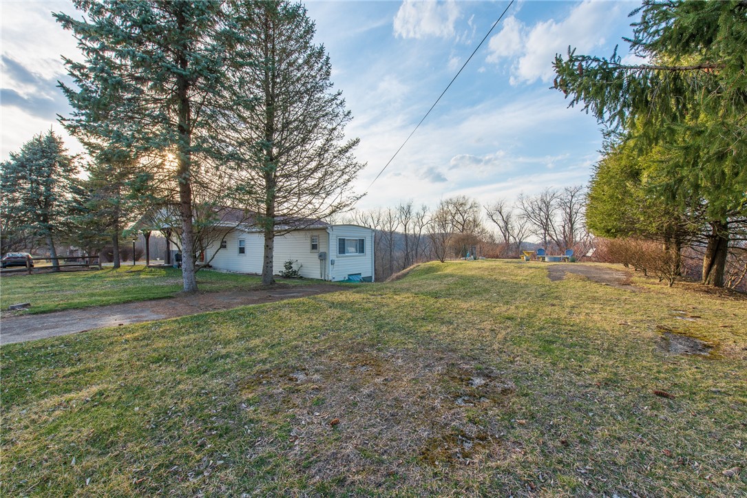 W Leechburg, Pennsylvania 15656, United States, 2 Bedrooms Bedrooms, ,1 BathroomBathrooms,Residential,Active,98968