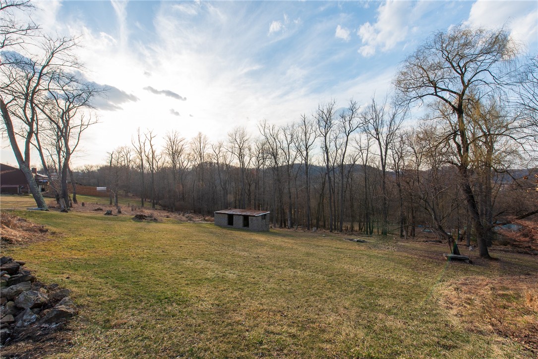 W Leechburg, Pennsylvania 15656, United States, 2 Bedrooms Bedrooms, ,1 BathroomBathrooms,Residential,Active,98968