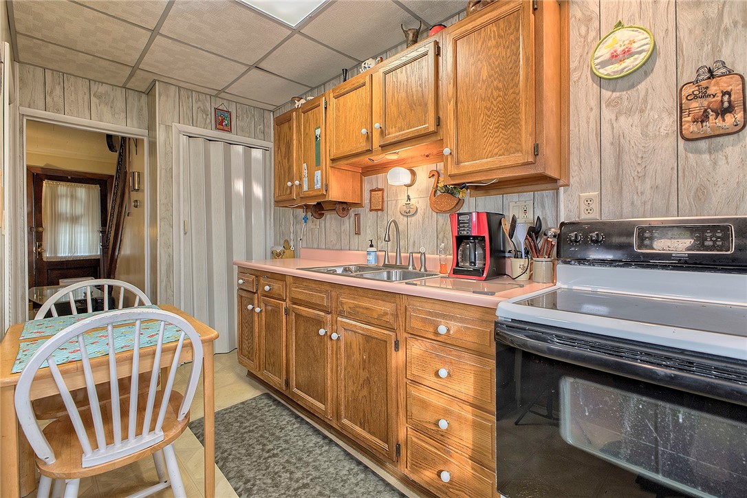 66 E Kerr Street, Uniontown, Pennsylvania image 7