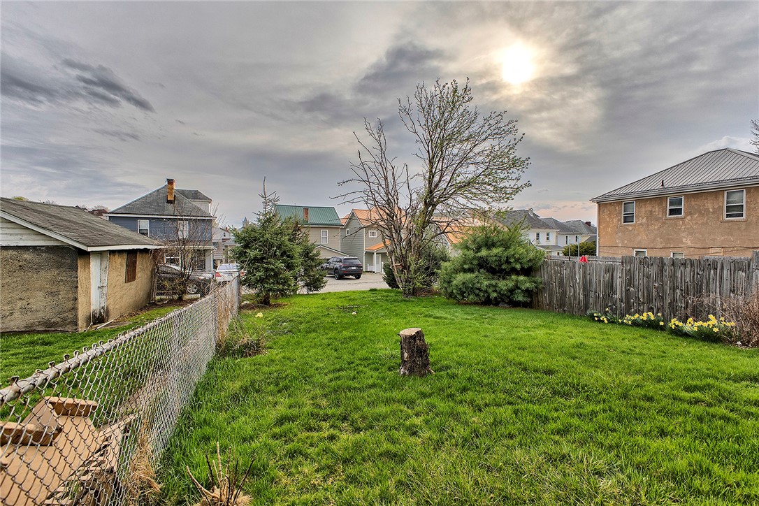 66 E Kerr Street, Uniontown, Pennsylvania image 16