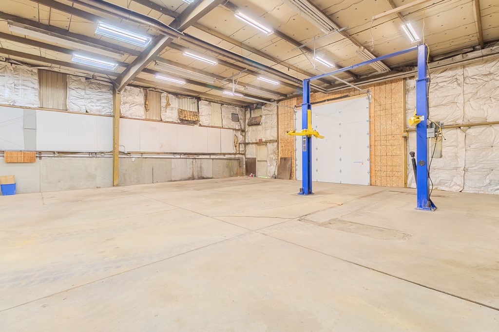 Lower Burrell, Pennsylvania 15668, United States, ,Residential,Active,165739