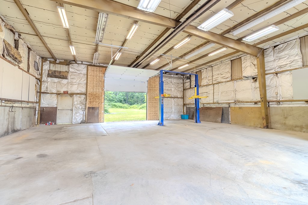 Lower Burrell, Pennsylvania 15668, United States, ,Residential,Active,165739