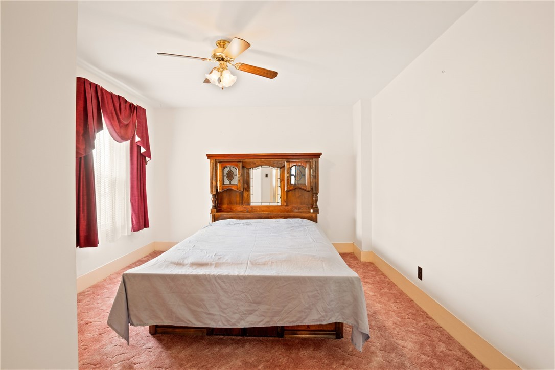 Windber, Pennsylvania 15963, United States, 2 Bedrooms Bedrooms, ,1 BathroomBathrooms,Residential,Pending,127469