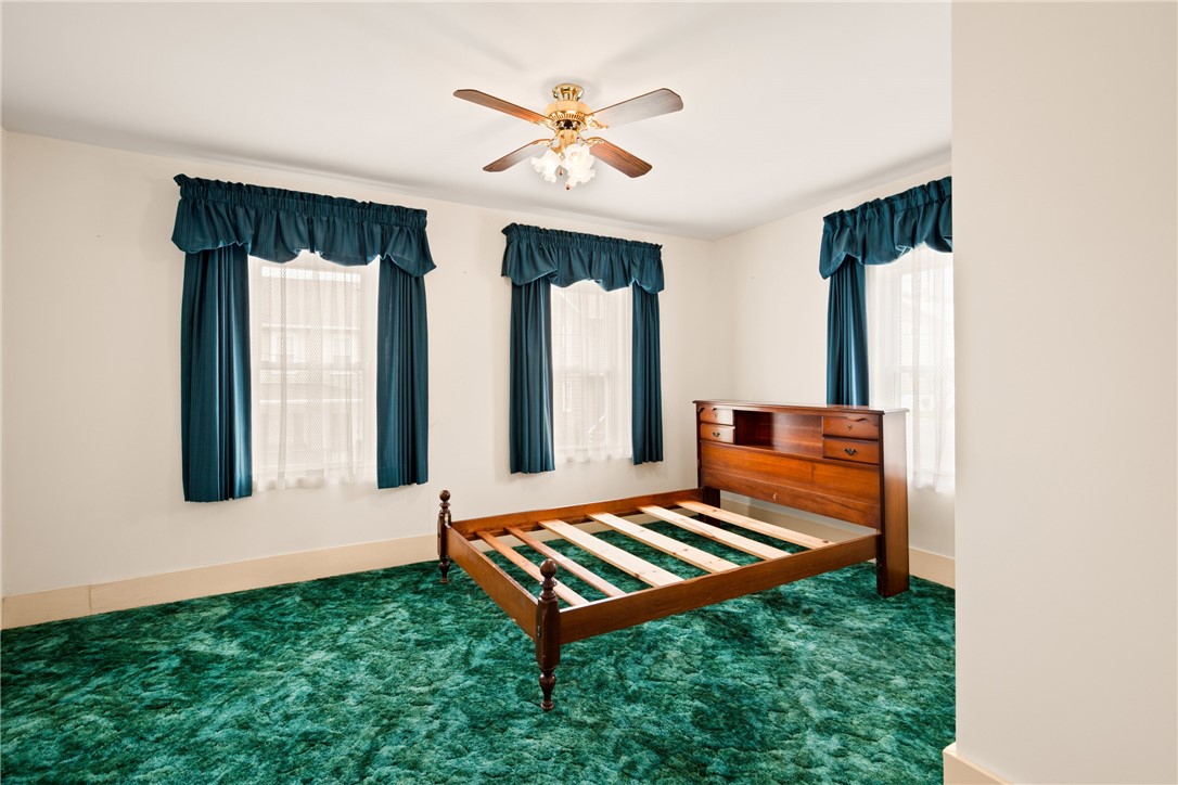 Windber, Pennsylvania 15963, United States, 2 Bedrooms Bedrooms, ,1 BathroomBathrooms,Residential,Pending,127469