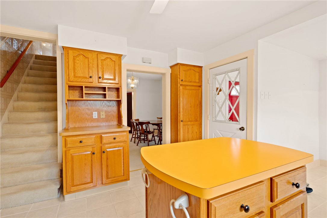 Windber, Pennsylvania 15963, United States, 2 Bedrooms Bedrooms, ,1 BathroomBathrooms,Residential,Pending,127469