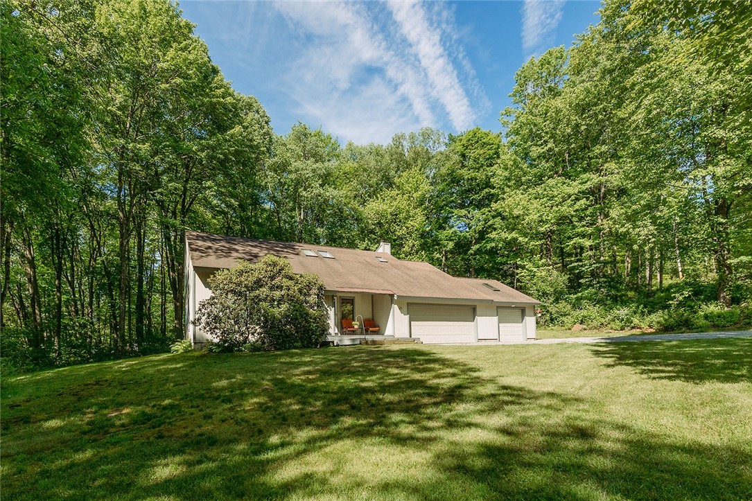 108 Hickory Hills Ln