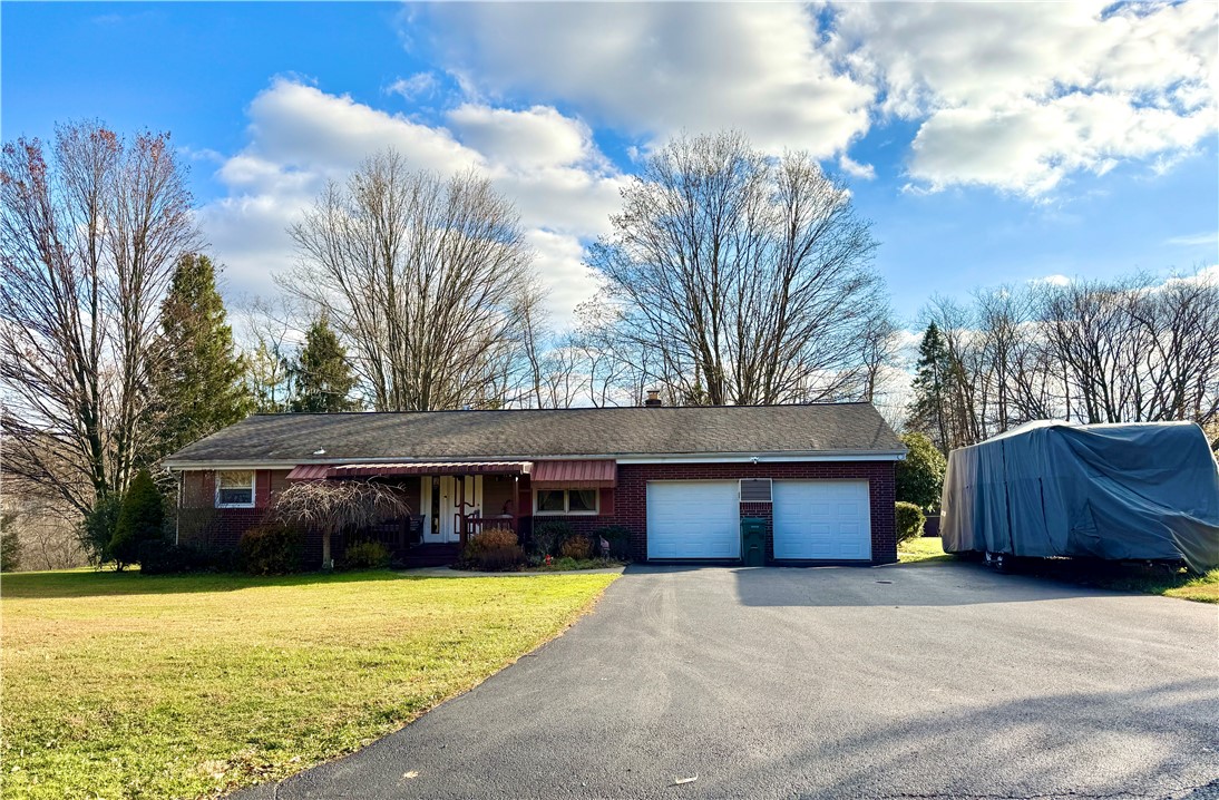 Center Twp, Pennsylvania 16001, United States, 3 Bedrooms Bedrooms, ,3 BathroomsBathrooms,Residential,Contingent,247127