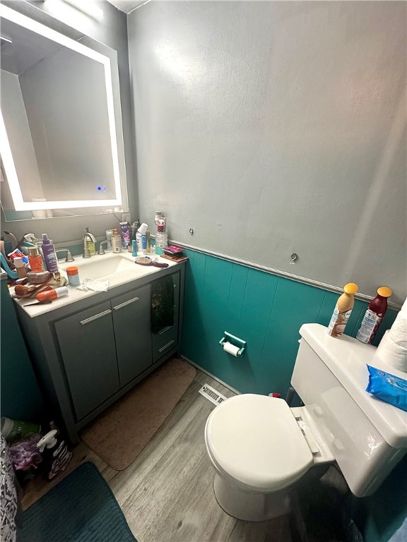 Center Twp, Pennsylvania 16001, United States, 3 Bedrooms Bedrooms, ,3 BathroomsBathrooms,Residential,Contingent,247127