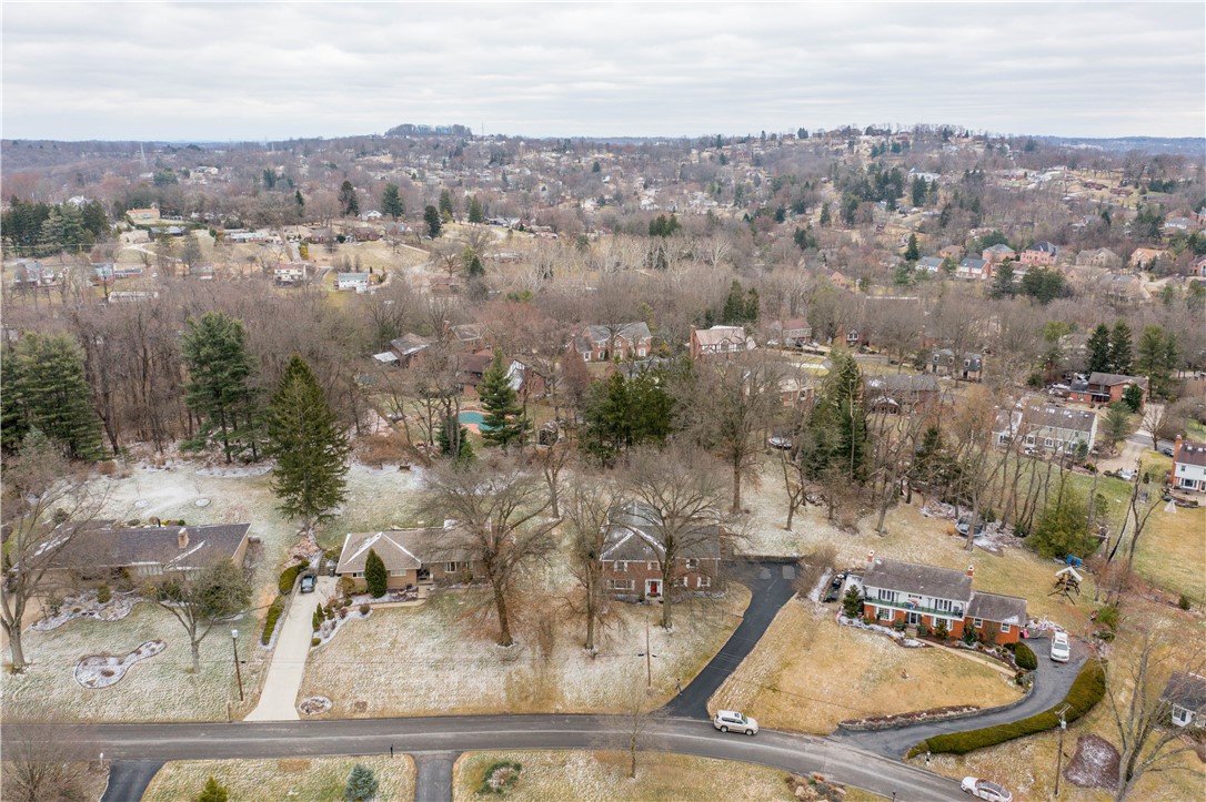 Upper St. Clair, Pennsylvania 15241, United States, 4 Bedrooms Bedrooms, ,3 BathroomsBathrooms,Residential,Active,85154
