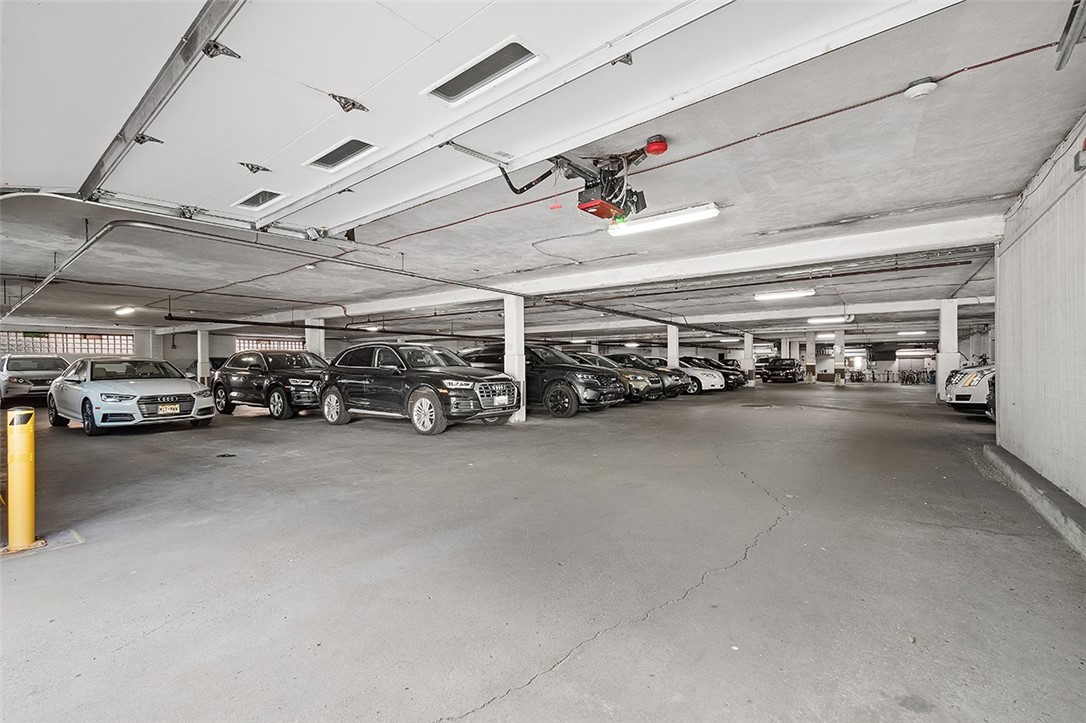 128 N Craig St #504  504A, Oakland, Pennsylvania image 45