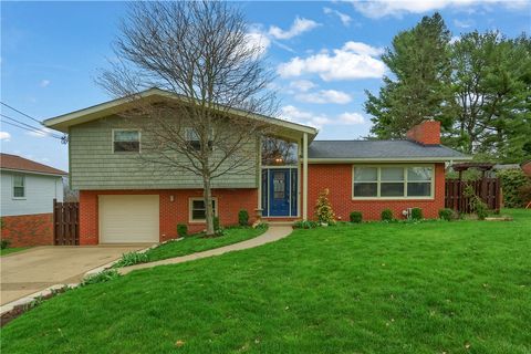 116 Beacon Hill Drive Moon/Crescent Twp PA 15108