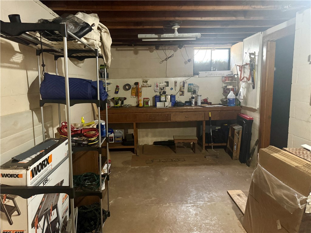 Twp Of But SE, Pennsylvania 16002, United States, 3 Bedrooms Bedrooms, ,2 BathroomsBathrooms,Residential,Active,124417