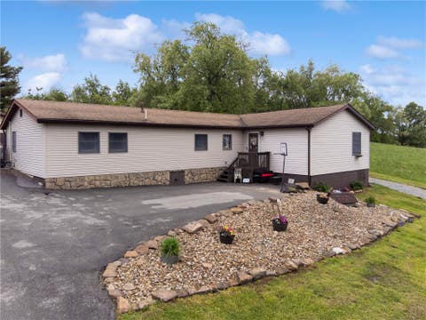 Homes For Sale - 414 Motor Drome Rd Rd<br/> Westmoreland County, Smithton, PA 15479