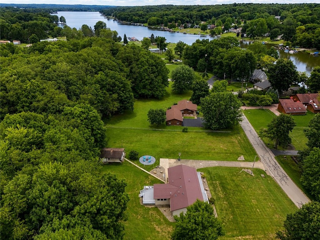 447 Latonka Dr