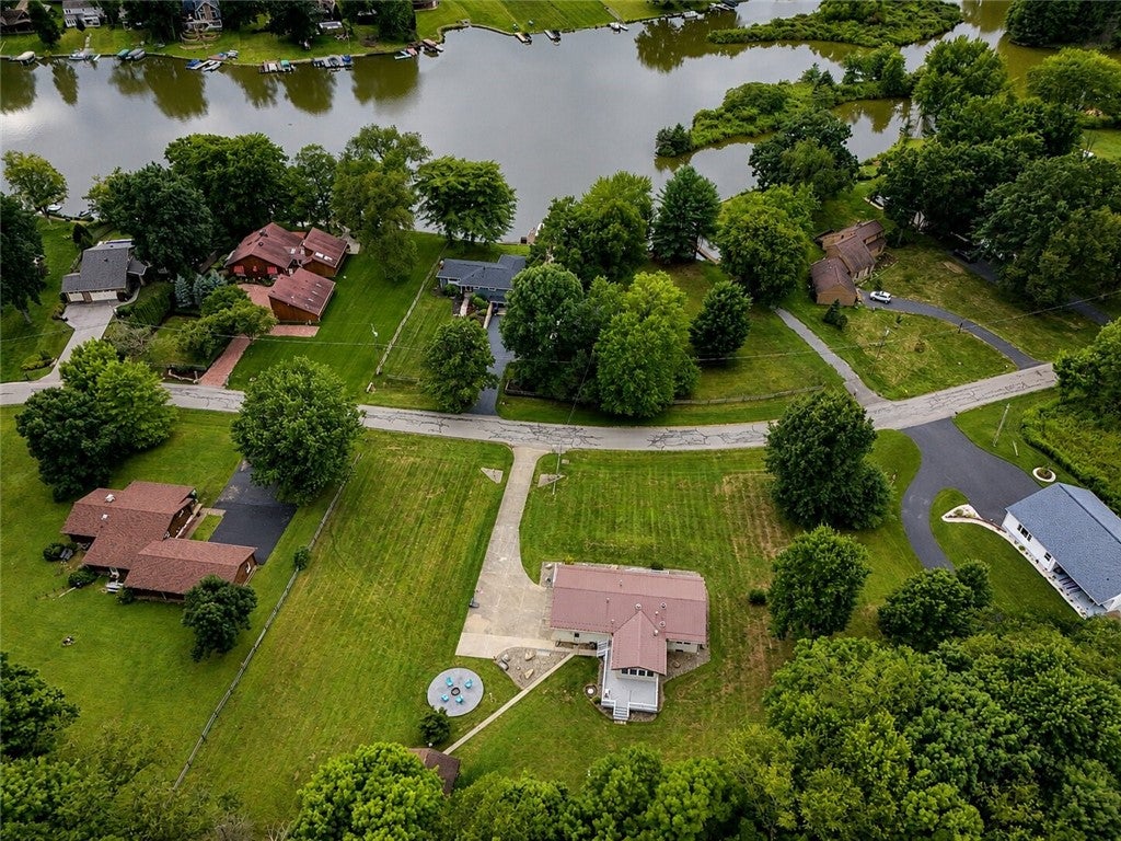 447 Latonka Dr
