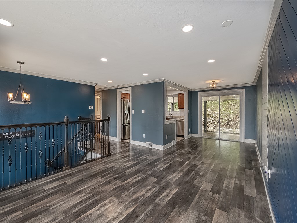 79 Lilmont Dr