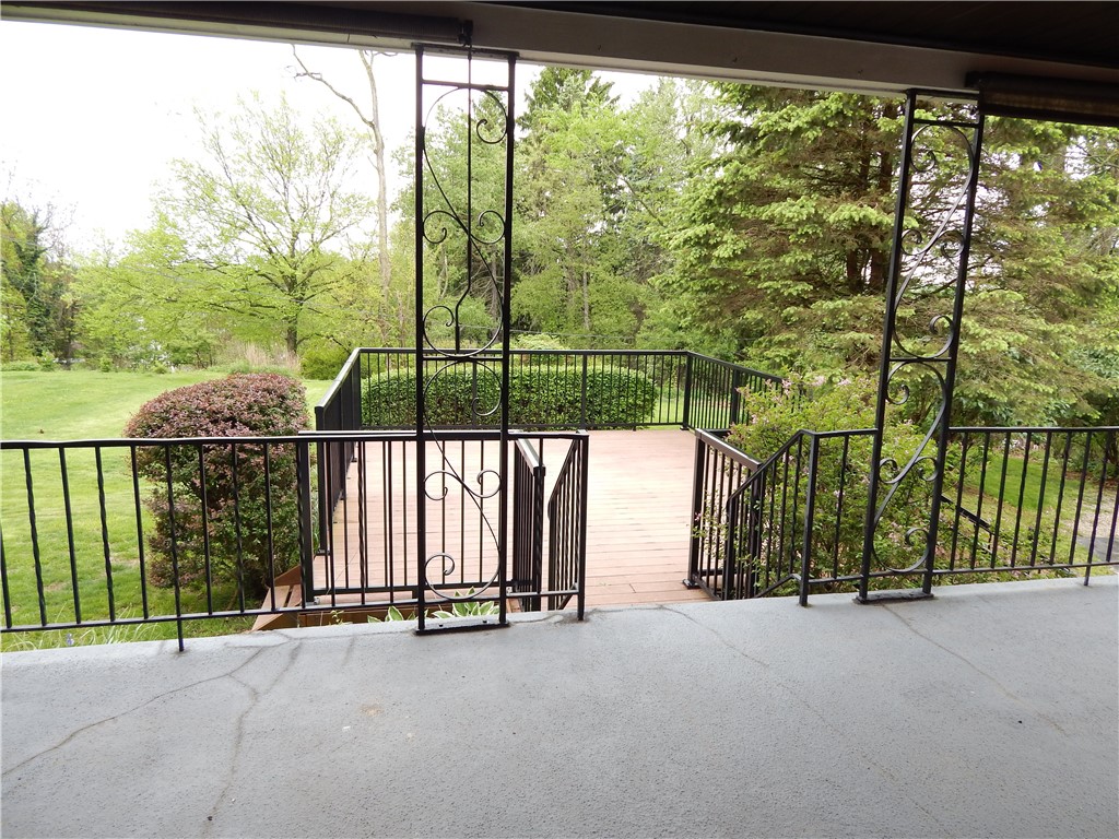 111 Wedgewood Dr.