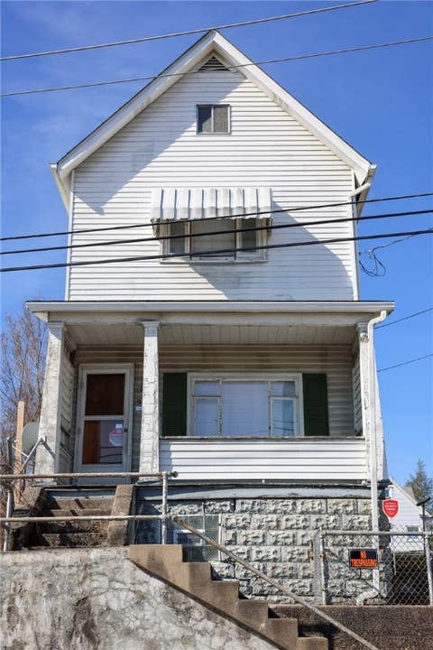 Photo for 965 Leeds Avenue