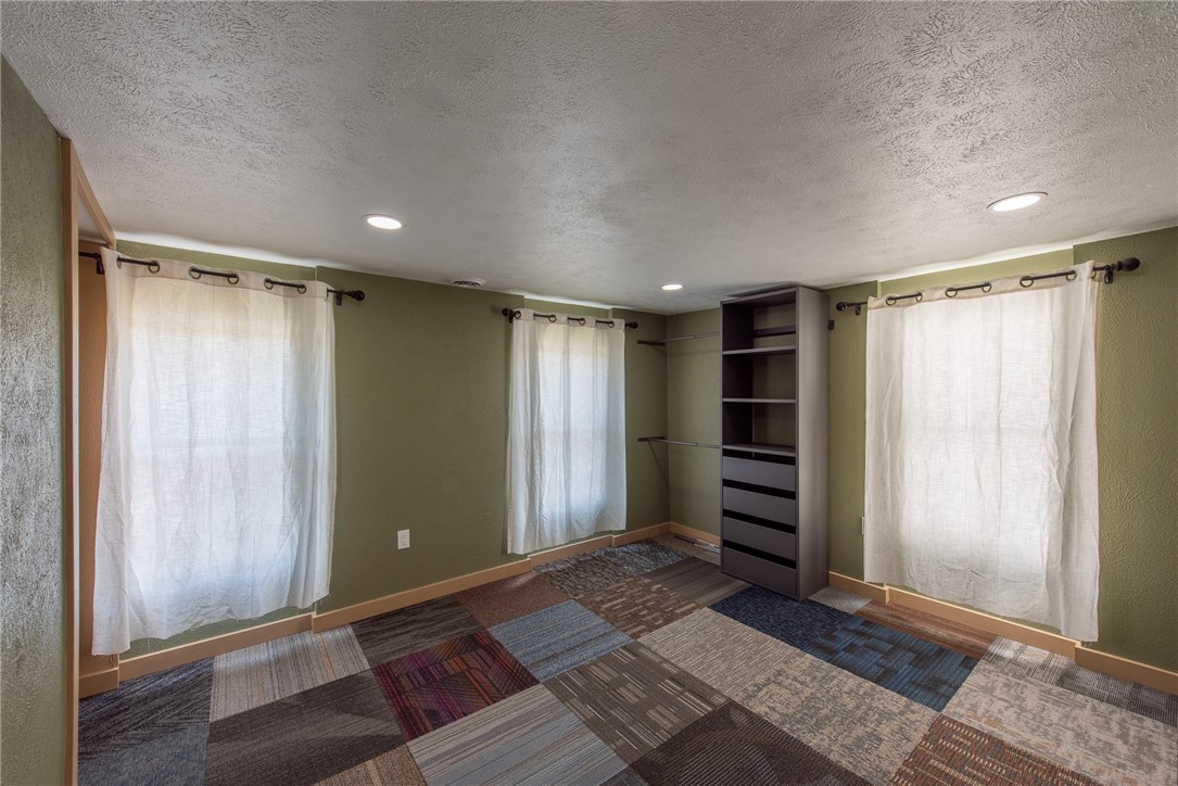 East Vandergrift, Pennsylvania 15629, United States, 2 Bedrooms Bedrooms, ,1 BathroomBathrooms,Residential,Active,160781