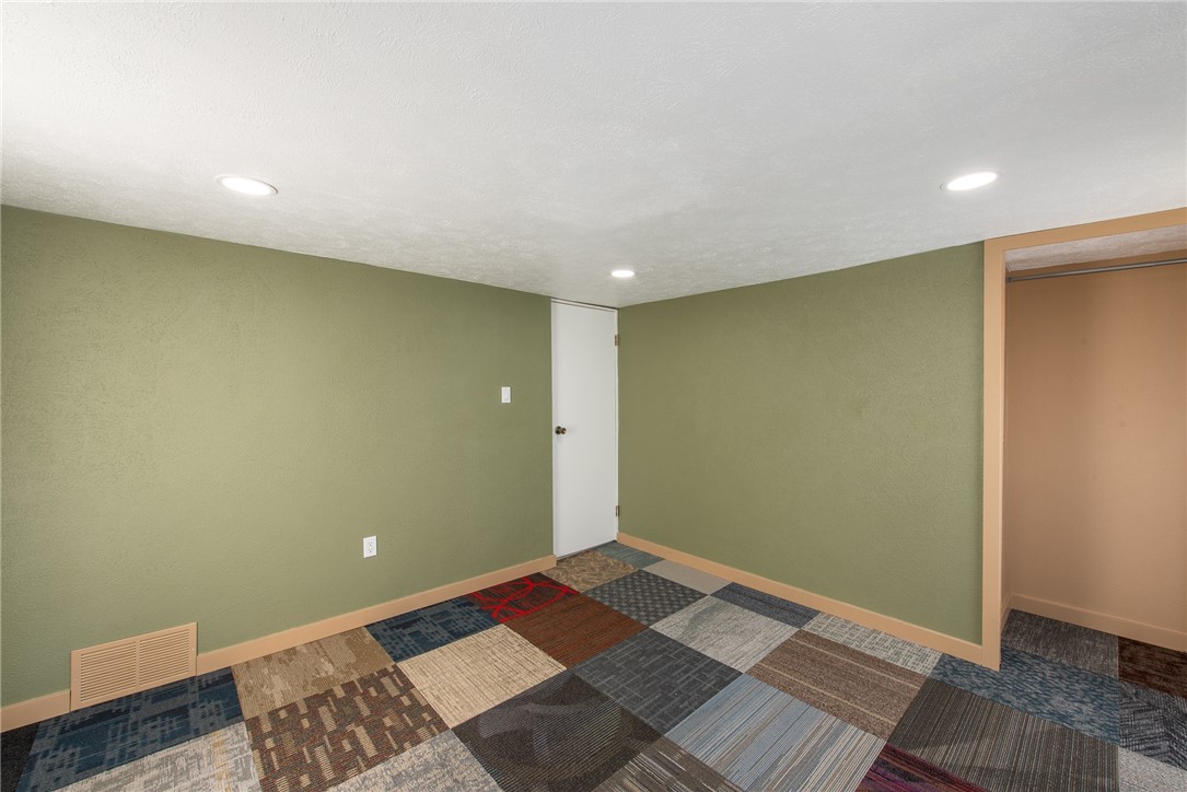 East Vandergrift, Pennsylvania 15629, United States, 2 Bedrooms Bedrooms, ,1 BathroomBathrooms,Residential,Active,160781