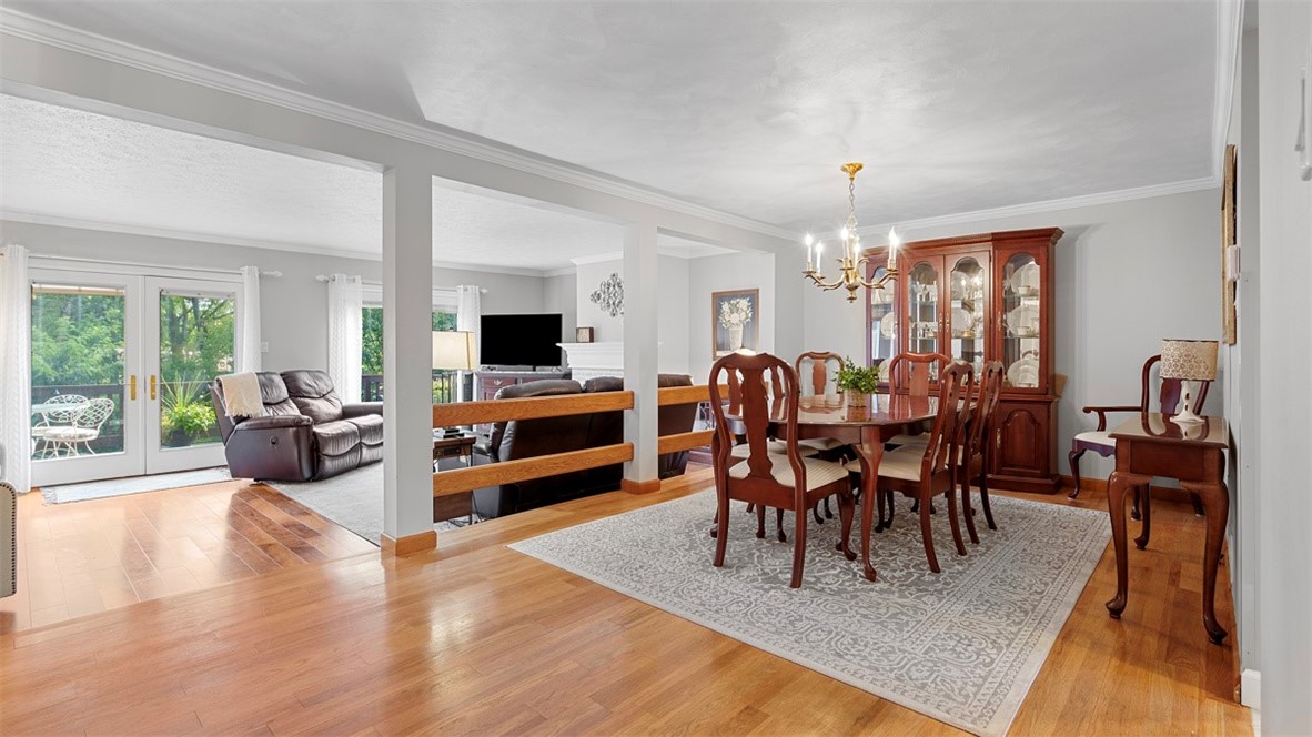 1152 Queens Dr