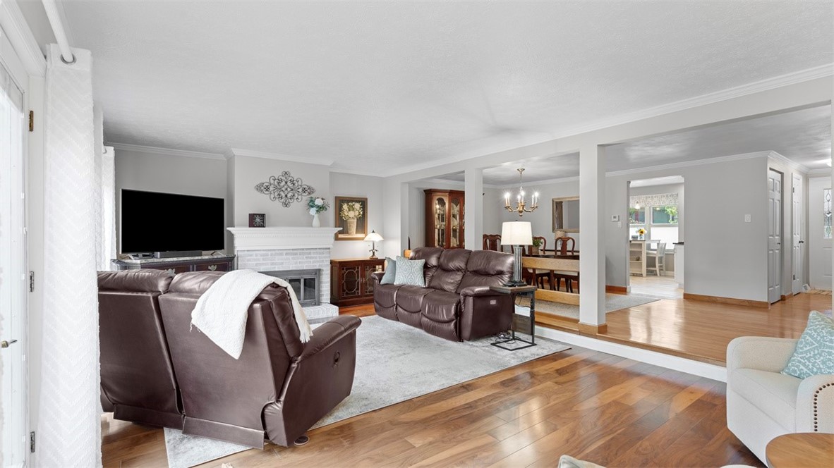 Moon/Crescent Twp, Pennsylvania 15108, United States, 3 Bedrooms Bedrooms, ,3 BathroomsBathrooms,Residential,Active,201604