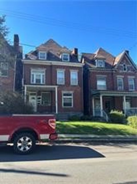Photo of 602 S Dallas Ave, Pittsburgh, PA 15217 (MLS # 1750491)