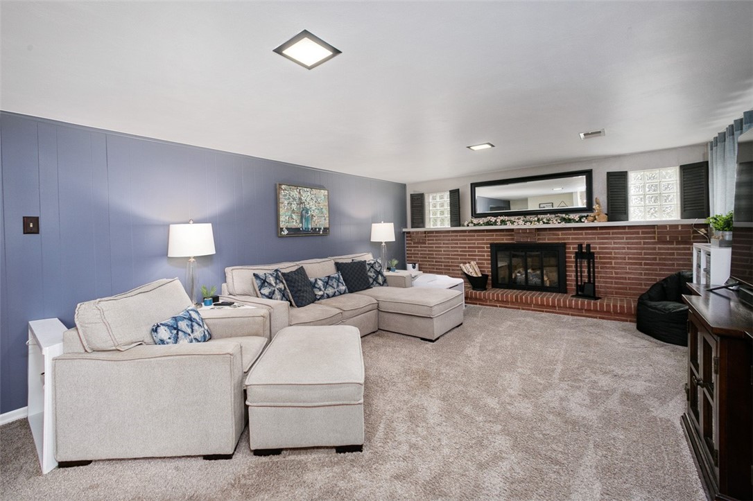 Penn Hills, Pennsylvania 15235, United States, 3 Bedrooms Bedrooms, ,2 BathroomsBathrooms,Residential,Pending,118054