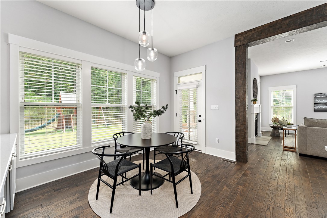 Marshall, Pennsylvania 16046, United States, 5 Bedrooms Bedrooms, ,4 BathroomsBathrooms,Residential,Active,99468