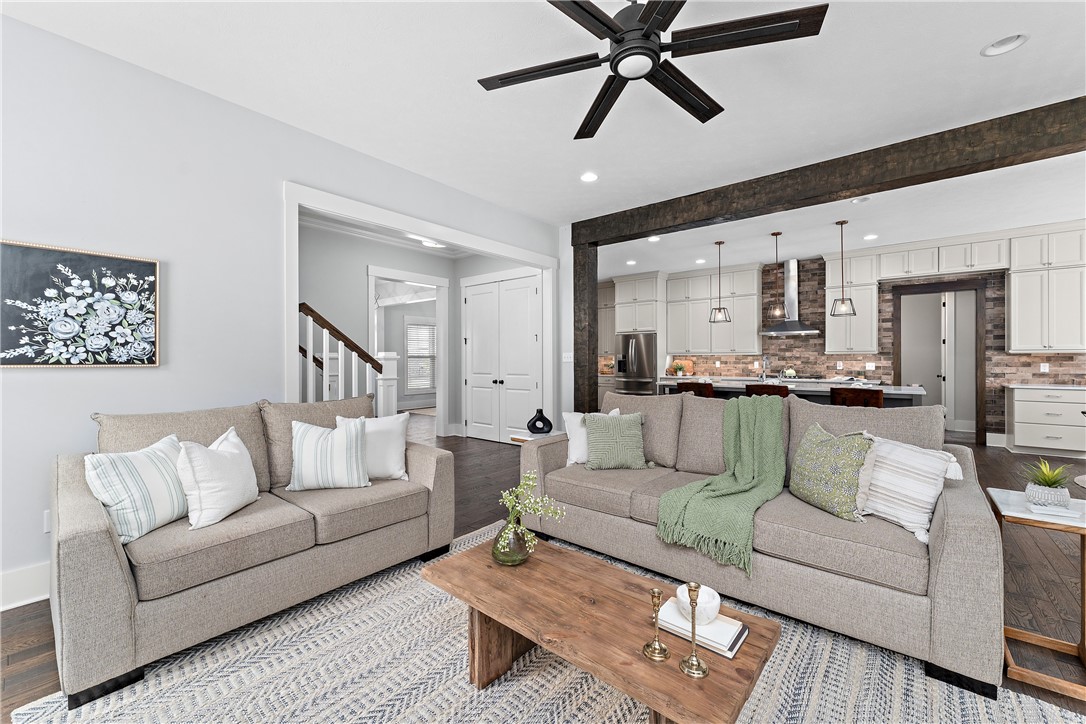 Marshall, Pennsylvania 16046, United States, 5 Bedrooms Bedrooms, ,4 BathroomsBathrooms,Residential,Active,99468