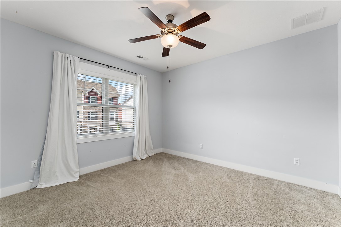 Marshall, Pennsylvania 16046, United States, 5 Bedrooms Bedrooms, ,4 BathroomsBathrooms,Residential,Active,99468